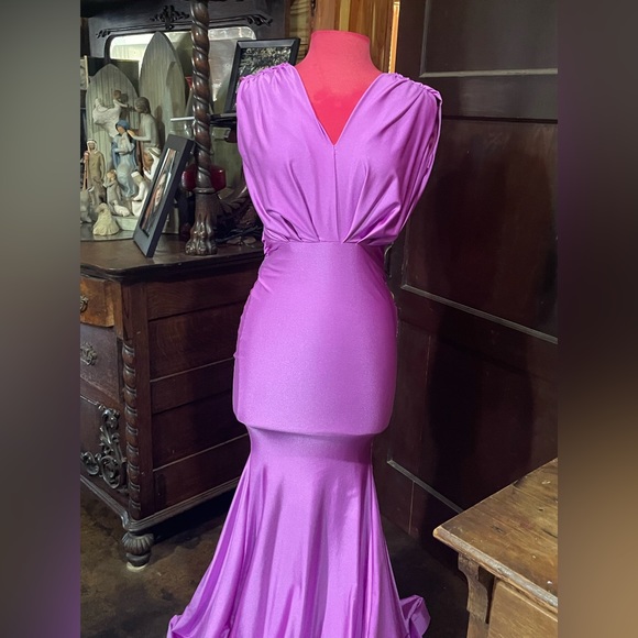 Jessica Angel Size XS (fits 4-6) beautiful color! - Picture 4 of 6